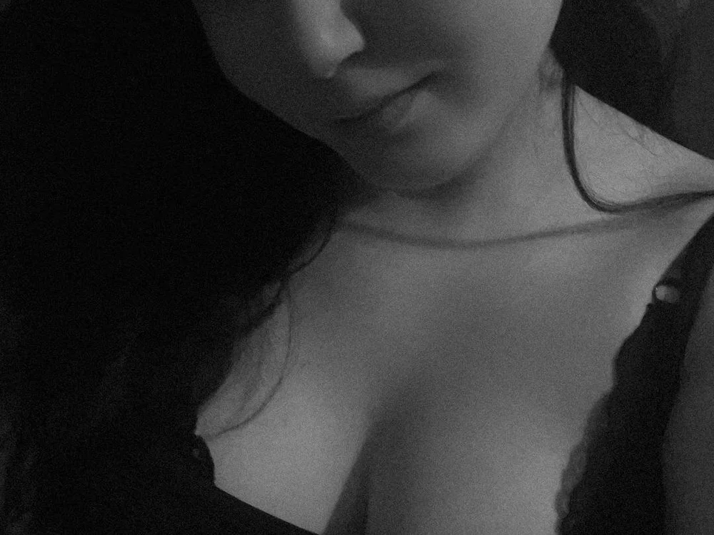 tiny_lily_ live XXX chat