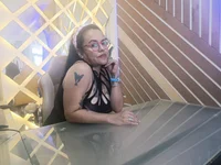 SaraParquer's webcam live show
