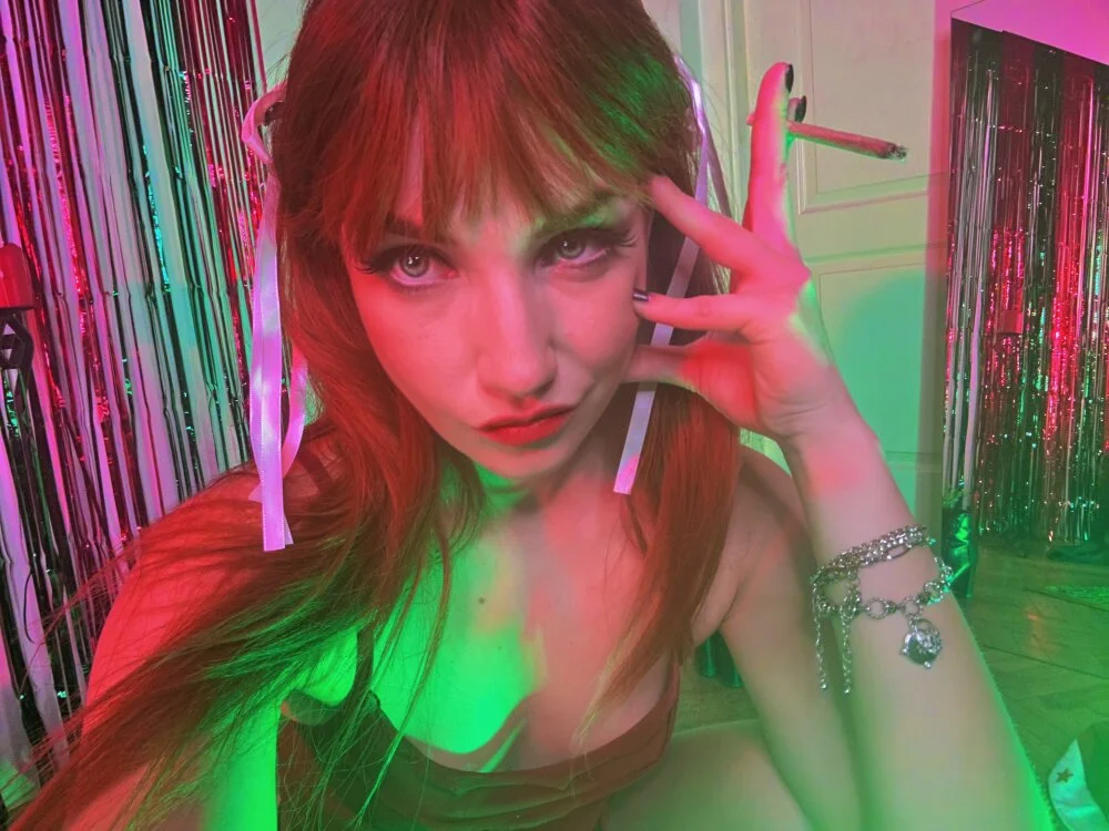 Sofia_Poly 離線 XXX 聊天