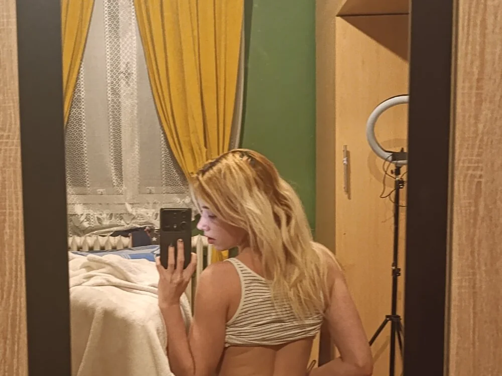 دردشة Kathleen_Henderson الجنسية دون اتصال