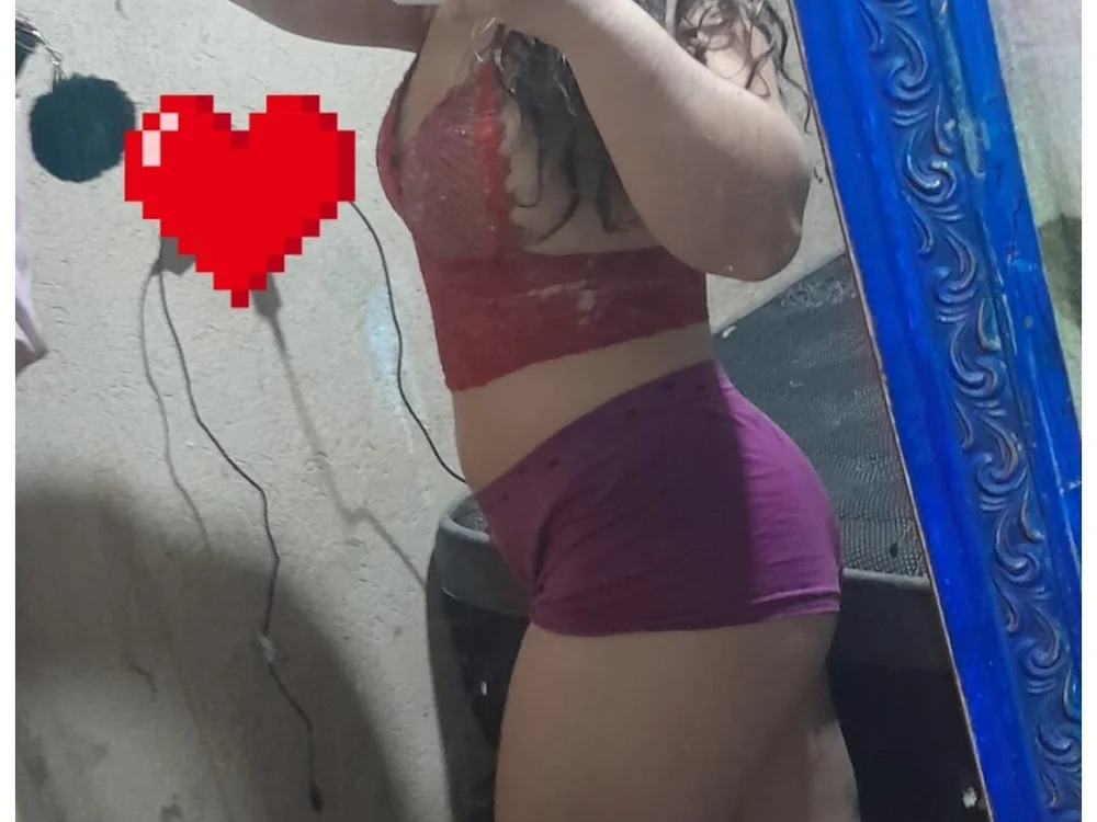 larrissagostossa's Offline XXX Chat