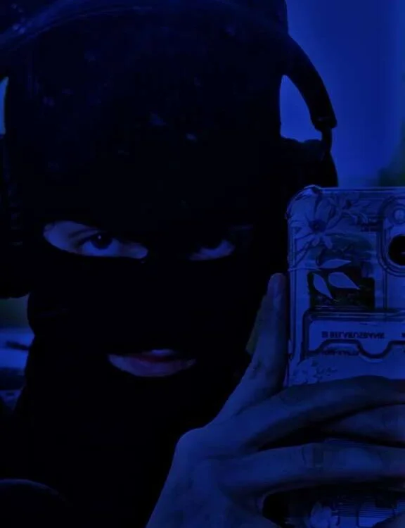 MeganBurgess offline chatrum