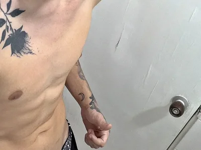 MaxHornyLatin Male Bisexual Cam Strip