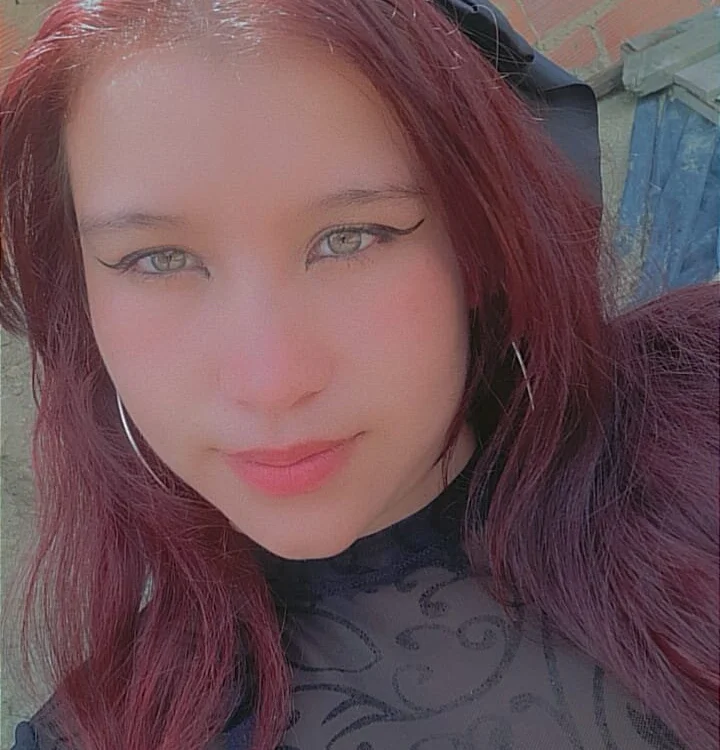 mabeliney_esgreen's Offline XXX Chat