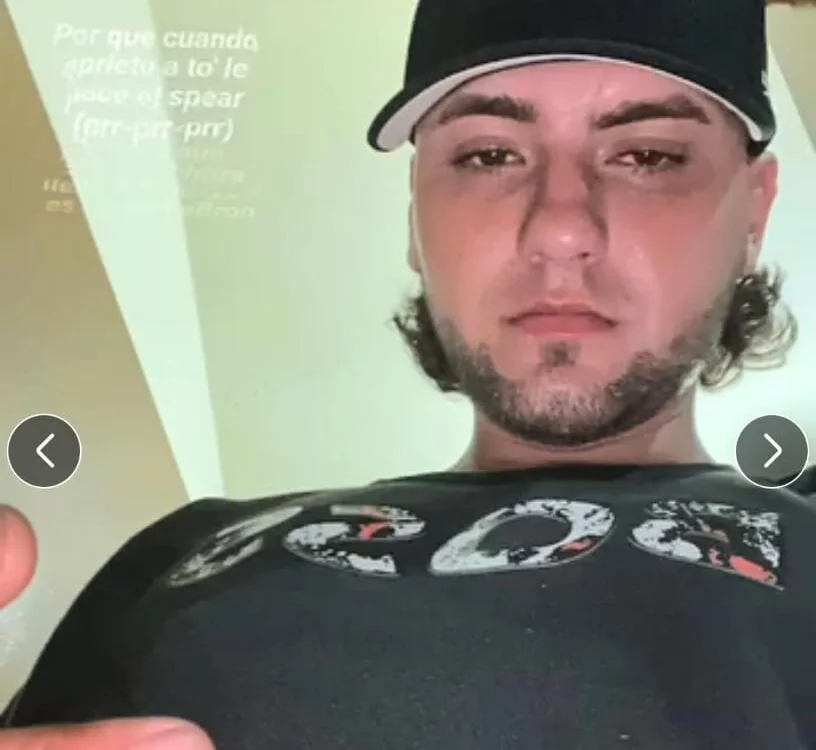 hot__boys__'s Offline XXX Chat