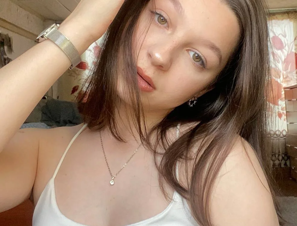 EdinaBritt's Offline XXX Chat