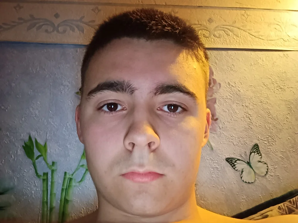 sweetmaxou318 offline chatrum