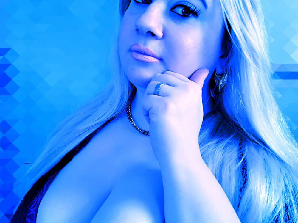 Missy_DM Offline XXX-Chat