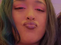 realcubana's Offline Chat Room