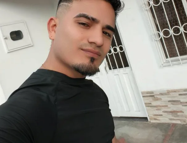 diegocr__ Offline XXX-chat