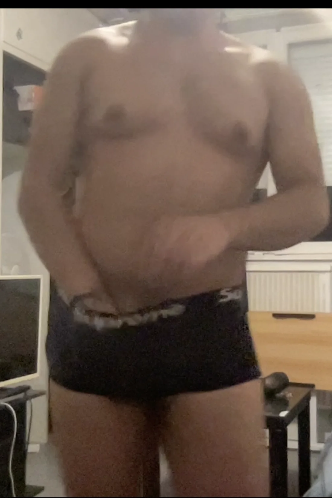 Damien42000 live webcam