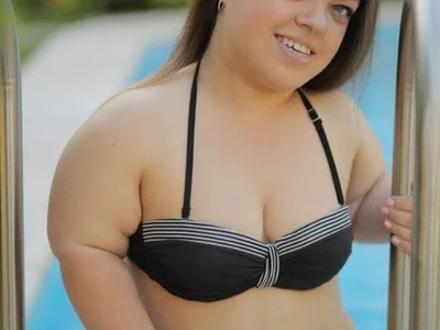 Janiffer_MiMi webcam livesex profile in average cams