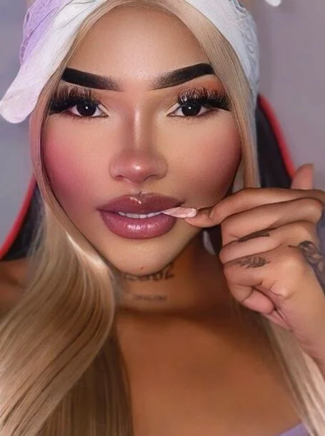 Micaela_valkova – Offline XXX chat