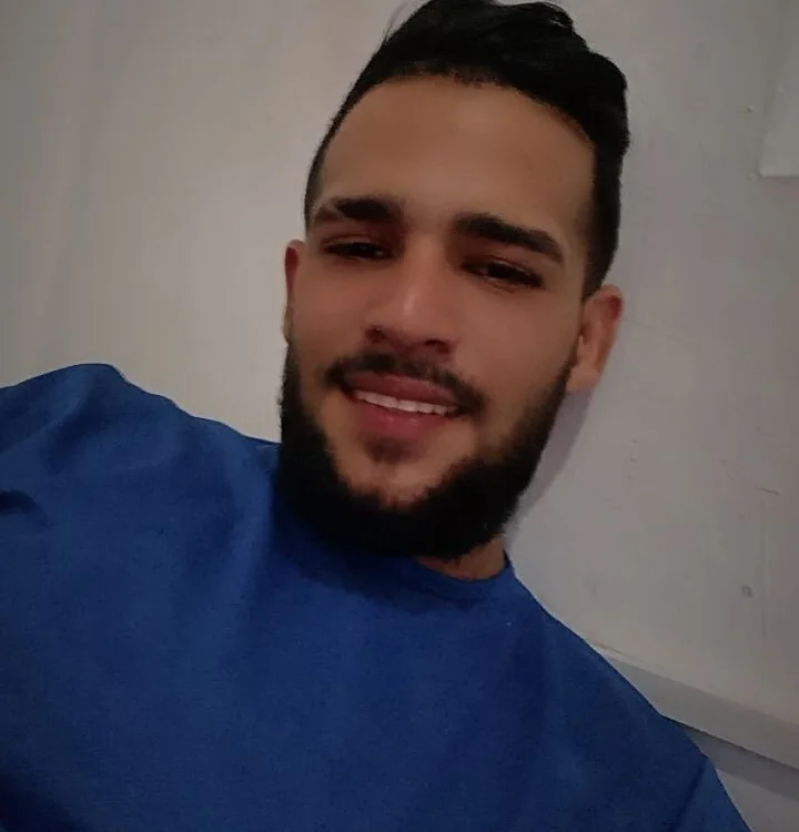 Offline chatovací místnost macho25t