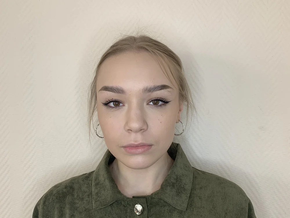 JuliaButIer's Offline Chat Room