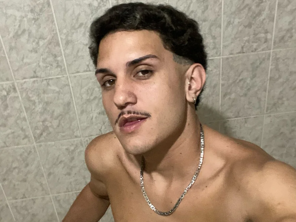 Leo_barcellos offline chatrum