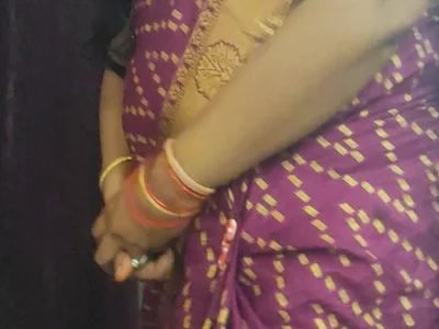 Desi_Heat_Couple profile