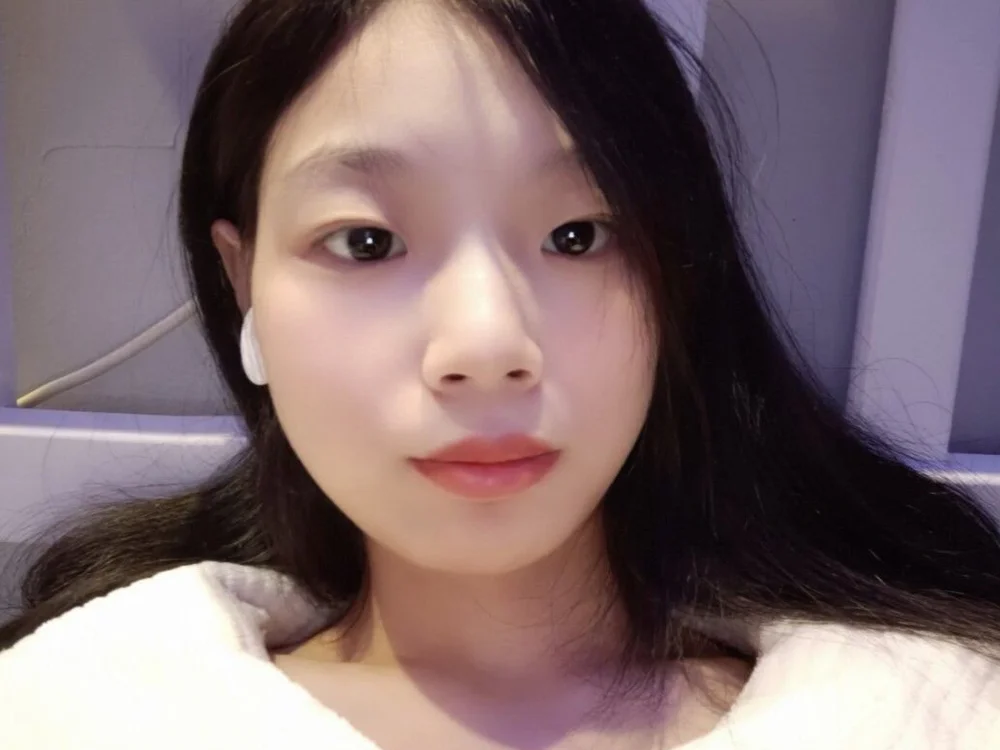 yaya0081 offline XXX-chat