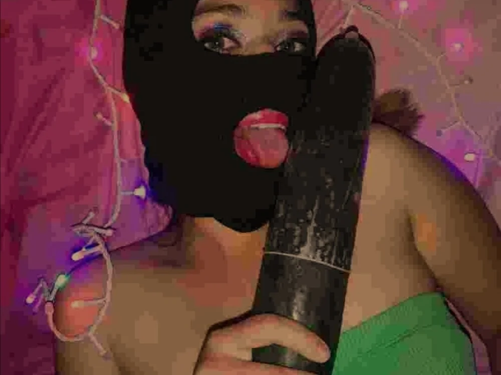 PerversosInstintosDeMujer: офлайн-секс-чат