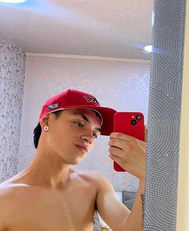 Офлайн-чат XXX Kris_Storm