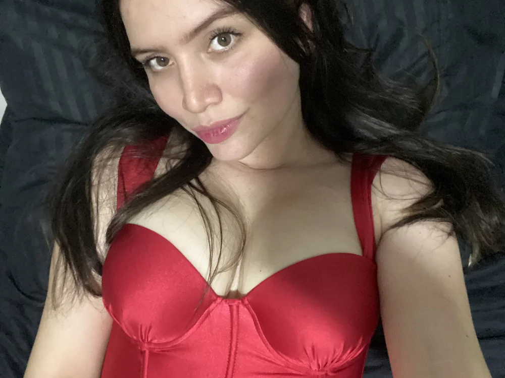 holly_98's Offline XXX Chat