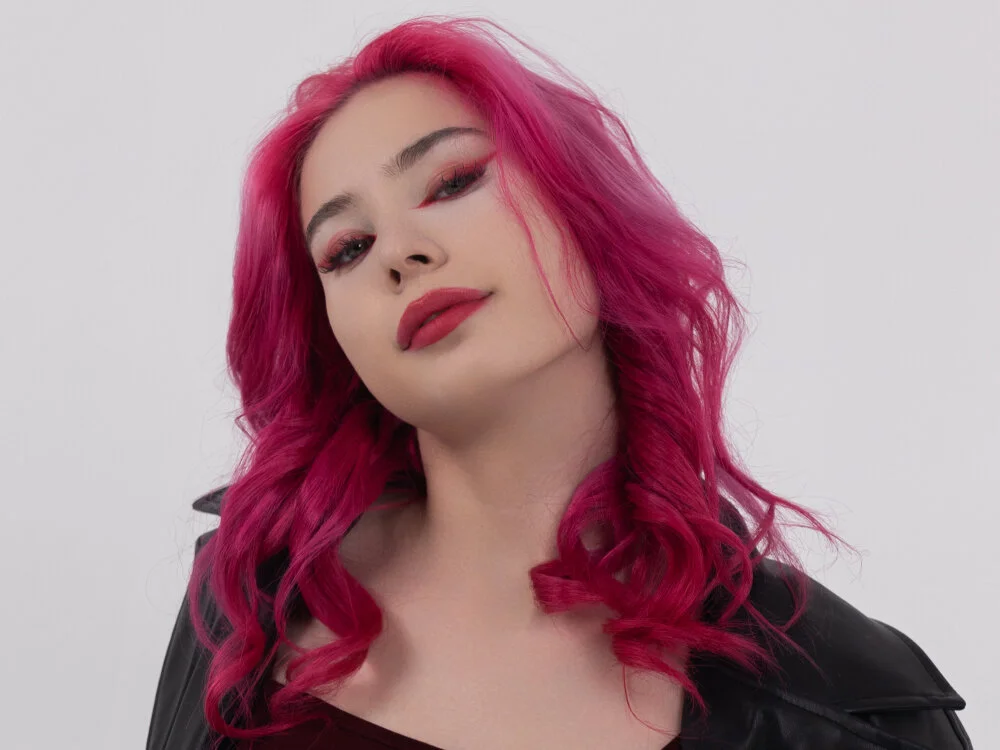 Emma_plux's Offline XXX Chat