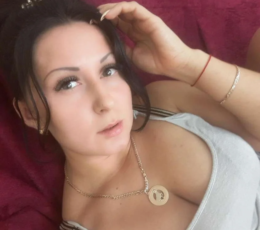allissdoll's Offline Chat Room