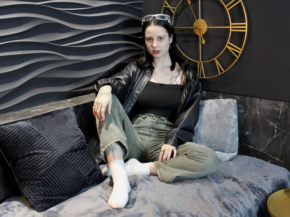 Molly_Starlight's Offline Chat Room