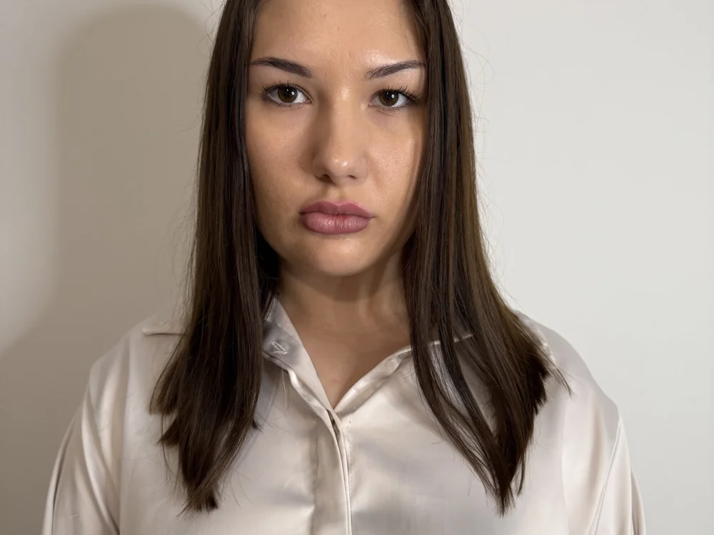 LucieIrey offline chatrum