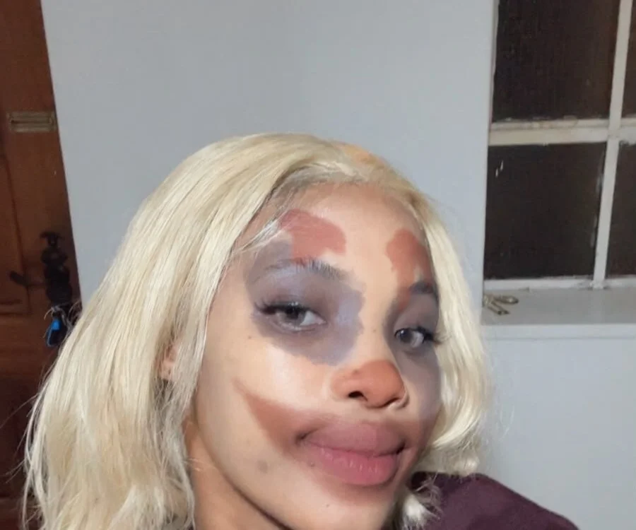 Chatroom XXX hors ligne de YoungBarbiexx