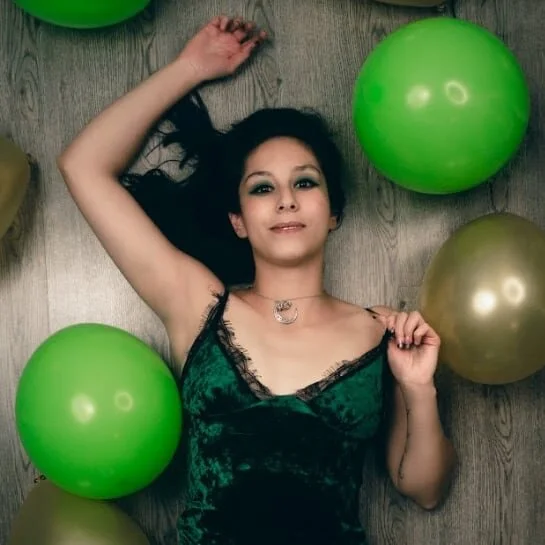 Becky_bk অফলাইন XXX চ্যাট