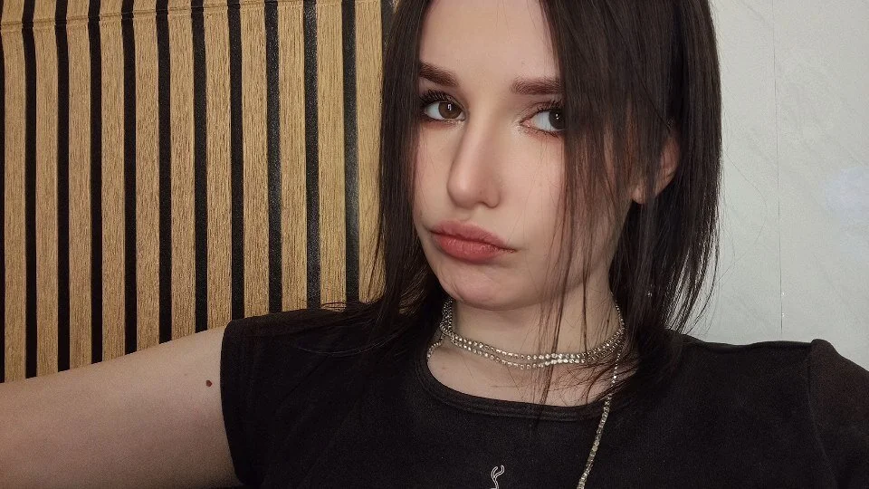 GraceEmber cam model