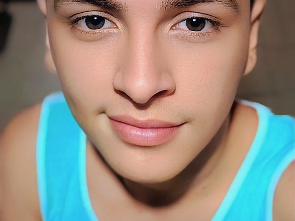 Offline XXX chat modela Axel_OS