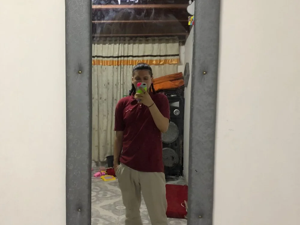 BoyhotPn Offline XXX chat