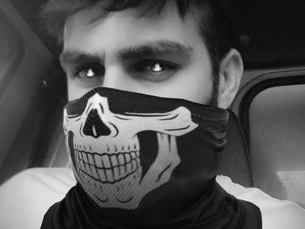 Leylemm26's Offline Chat Room