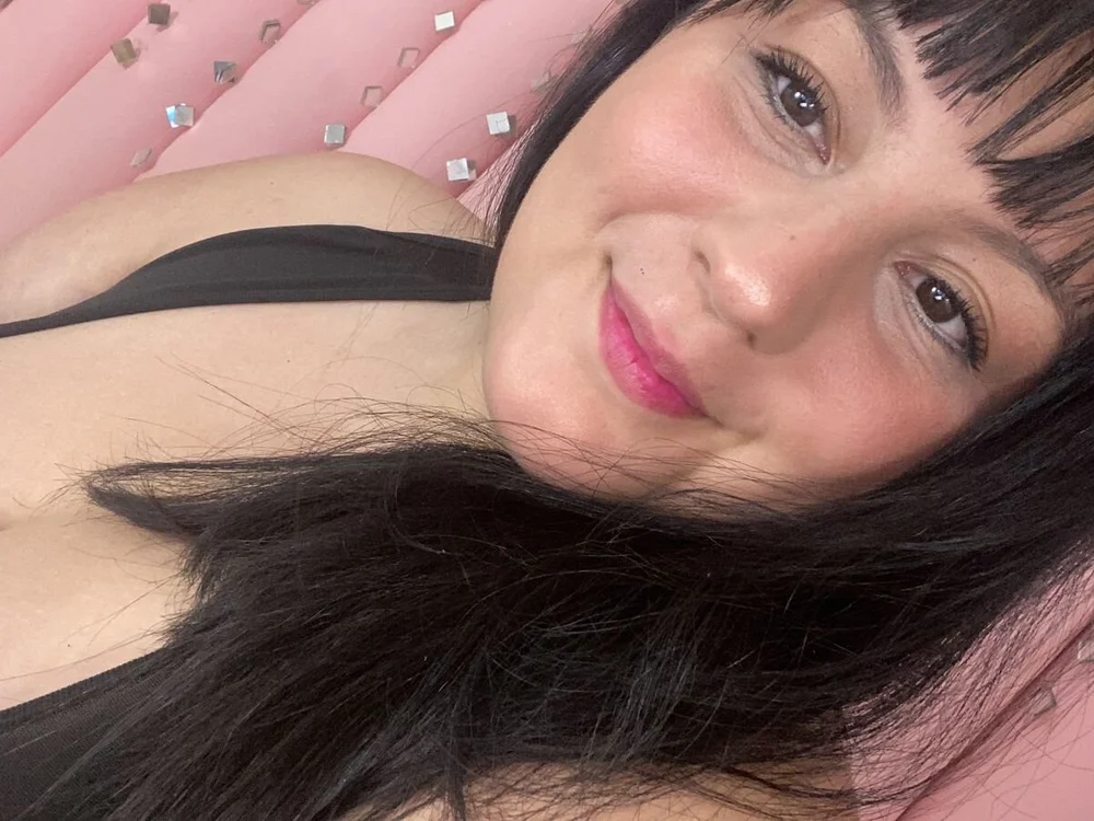 HannahVenza cam model