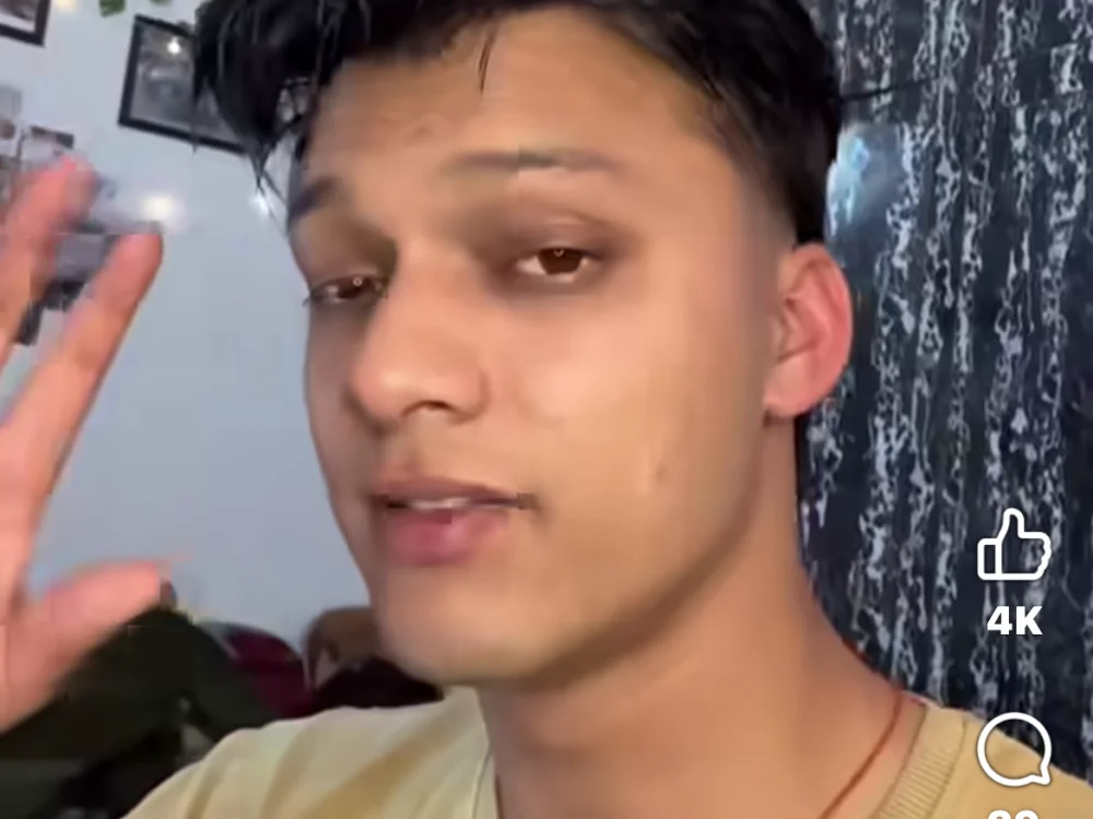 AZAD_4U Offline XXX-chat