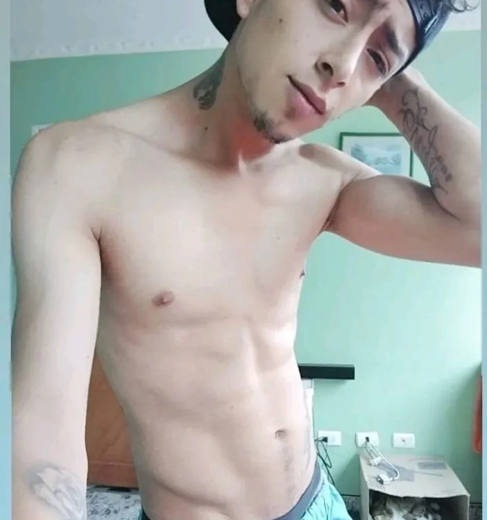 ห้องแชทออฟไลน์ของ adrian_05_