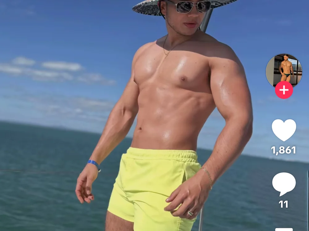 Rayfittu's Offline XXX Chat