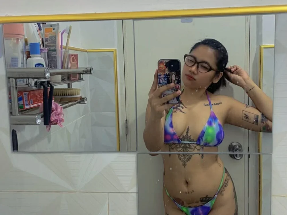 cover photo of Bellaxxxxx00