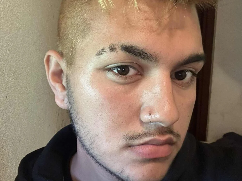 Oenb 離線 XXX 聊天