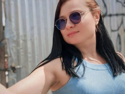 Yara-Fisher - live cam model