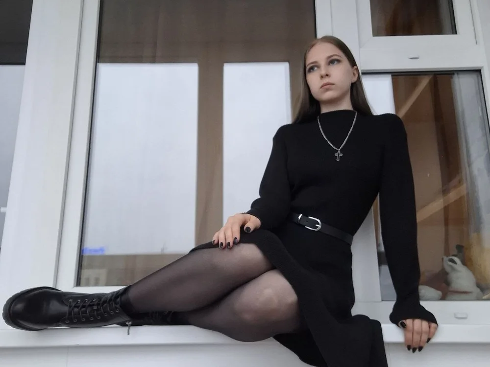 MaxineGrandy's Offline Chat Room