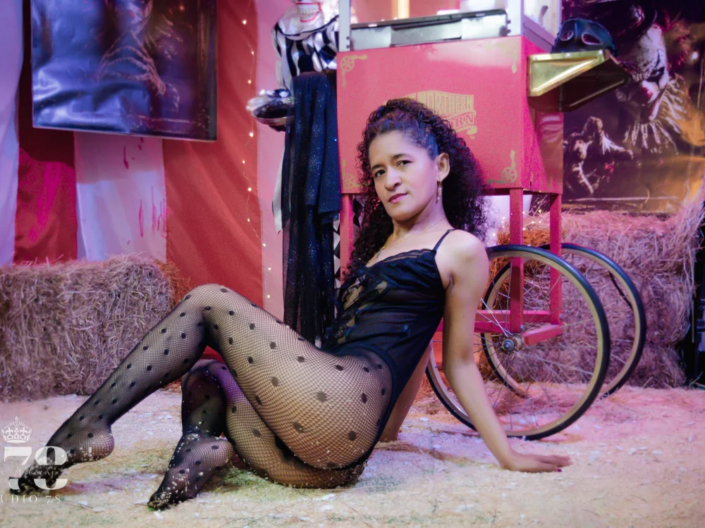 Alice_candace Offline XXX Chat