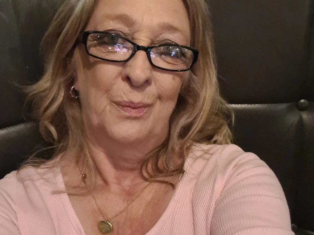 SHY_ANGEL_X's Offline XXX Chat