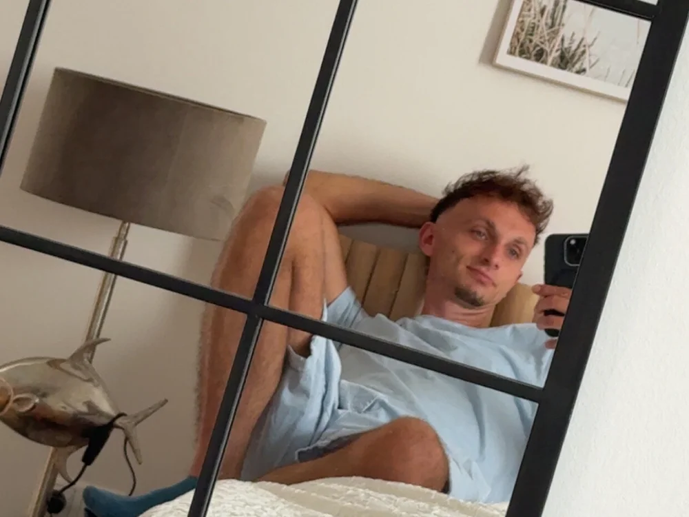 daniel1256geil's Offline XXX Chat