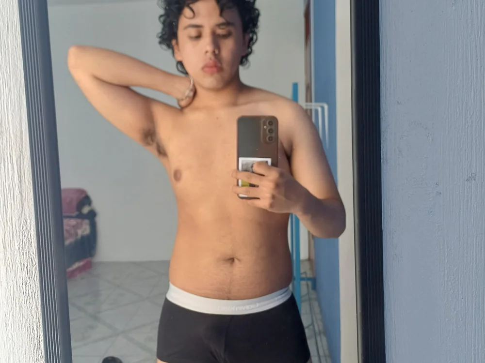 Serraxxx69's most recent online preview