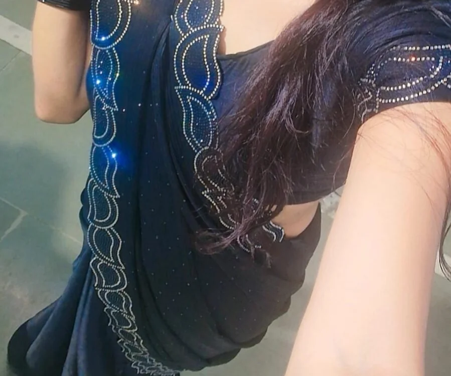 Asha_hot_70's Offline XXX Chat