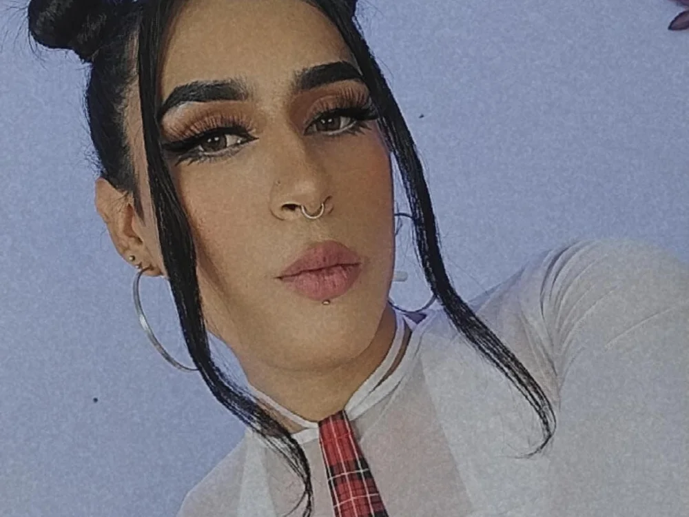 real_sweetbrina's Offline XXX Chat