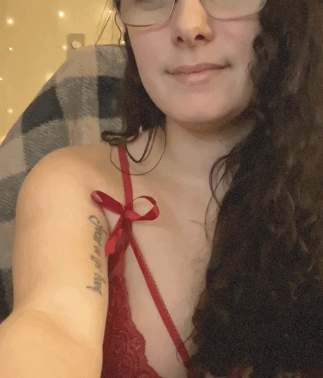 ElenaTime9's Offline XXX Chat
